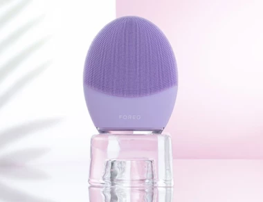 FOREO LUNA™ 3 Facial Cleansing & Firming Massage For Sensitive Skin