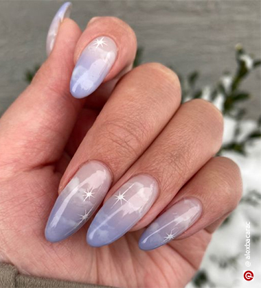 Cloud nail art ombre