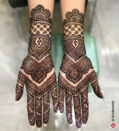 35 Most Beautiful Mehendi Designs For The BFF Of The Bride