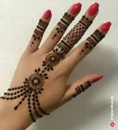 dulhan design mehndi