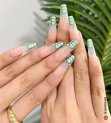 green nail art - Croc Green