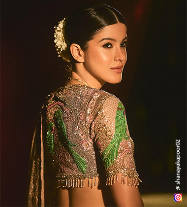 Shanaya Kapoor in a sleek bun hairstyle